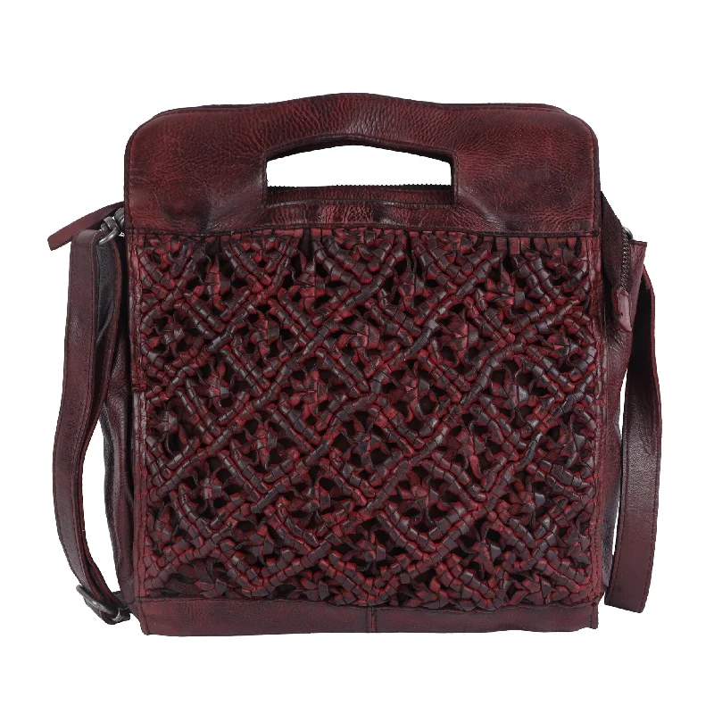 Deja Crossbody